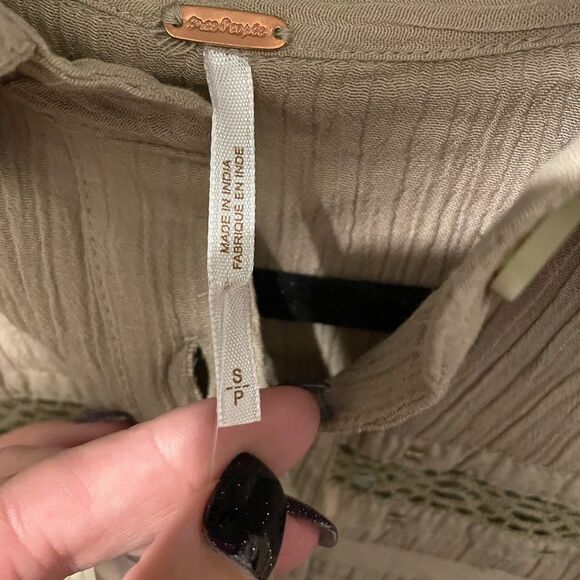 Rare Free People Shirt - Picture 3 of 6